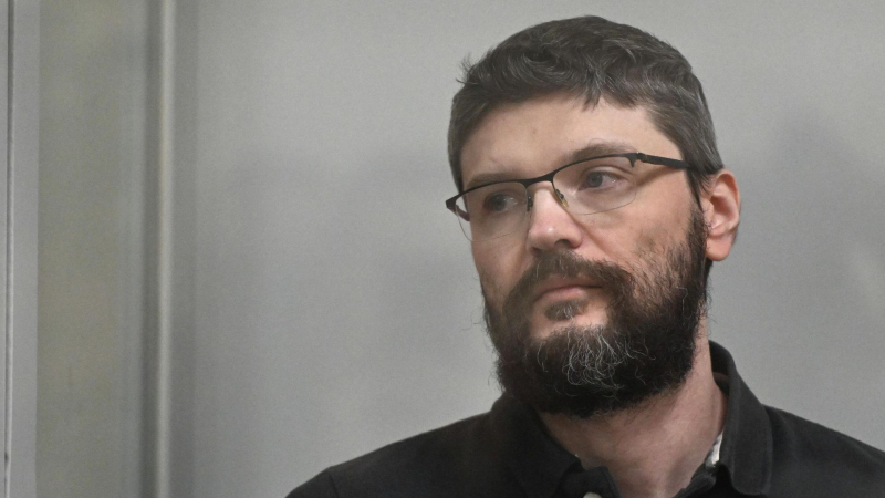 Пасынок рок-музыканта Стаса Намина Роман Ткаченко во время оглашения приговора в Московском областном суде