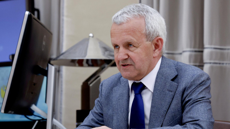 Валерий Кустов
