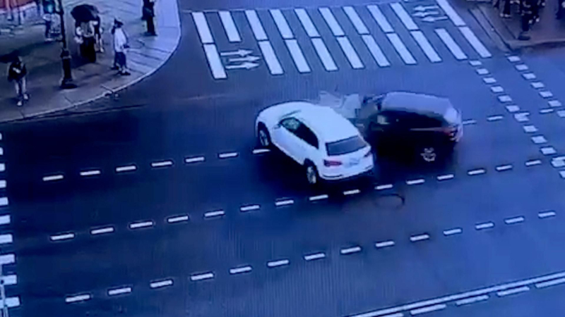 Момент ДТП в центре Петербурга