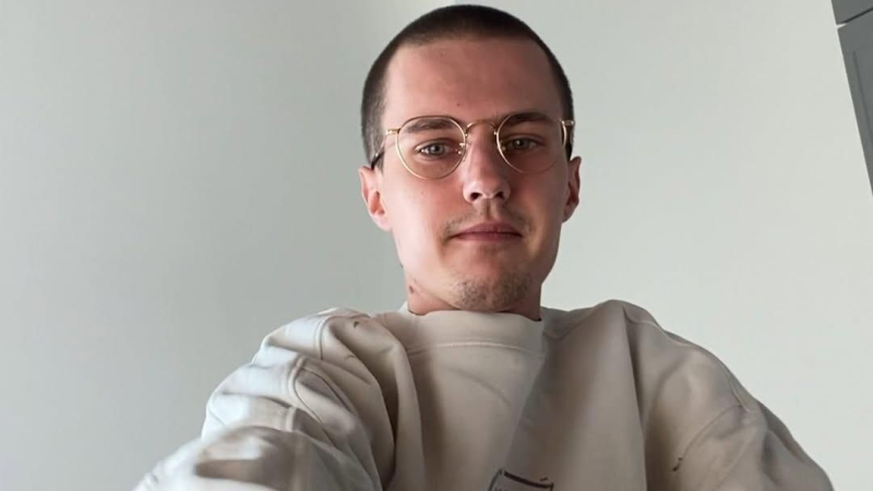 Александр Долгополов*