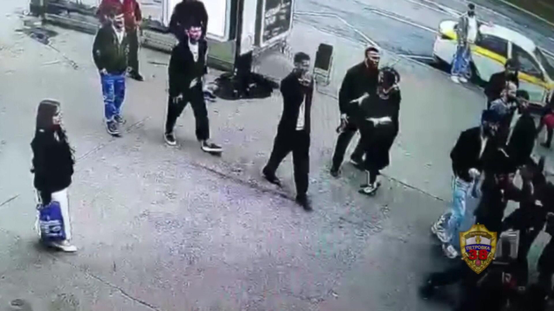 Видео драки на улице Юных Ленинцев в Москве