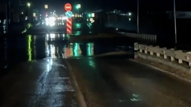 Мост, обрушившийся на федеральной трассе Кавказ