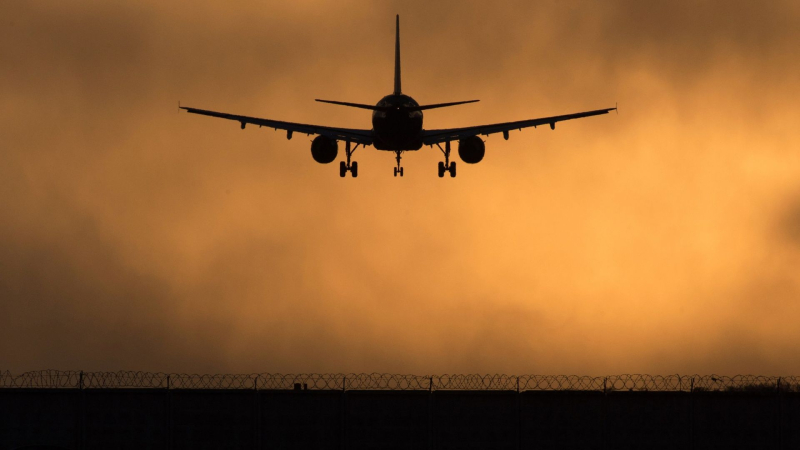 Самолет Airbus A320