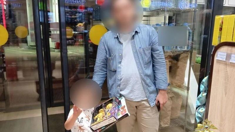 Полицейские разыскали потерявшегося четырехлетнего мальчика в Нижнем Новгороде